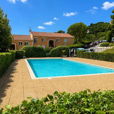 Elegant Cocon Avec Piscine Et Parking Prive