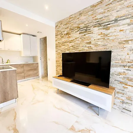Elegant Cocon Avec Piscine Et Parking Prive Appartement *